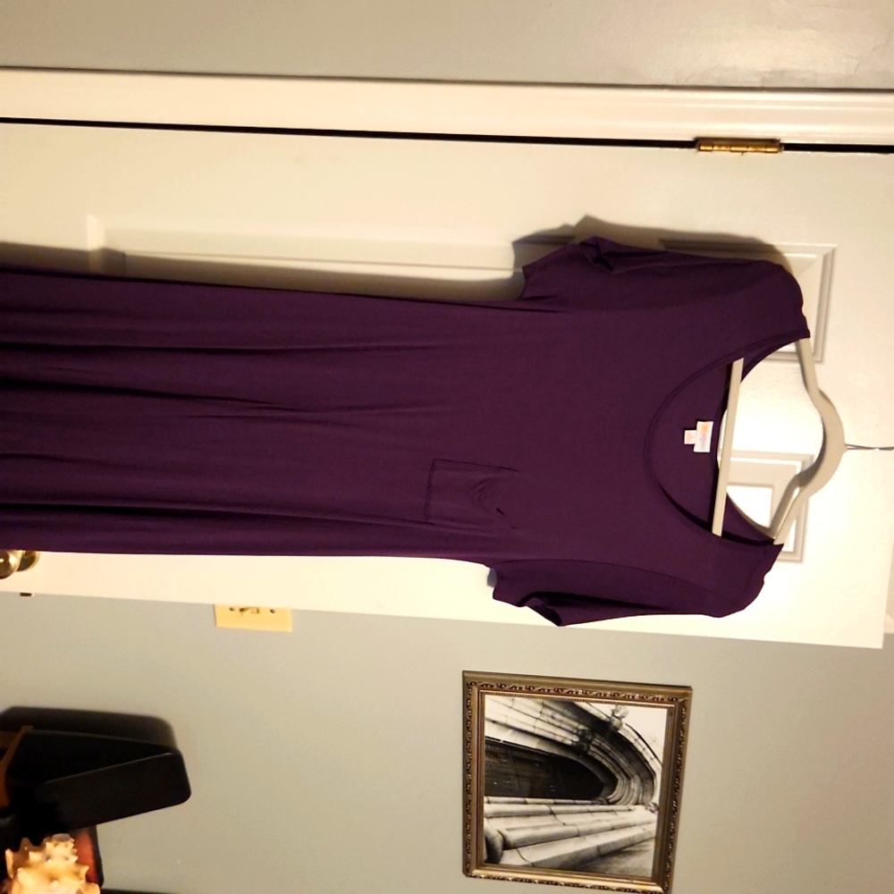 Carly dipped dress